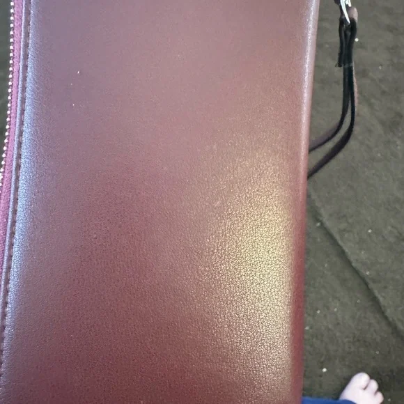 Burgundy Faux Leather Tassel Wristlet/Crossbody purse. - Picture 4 of 10